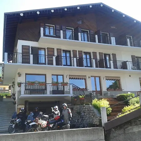 Hotell Flor'alpes 2*